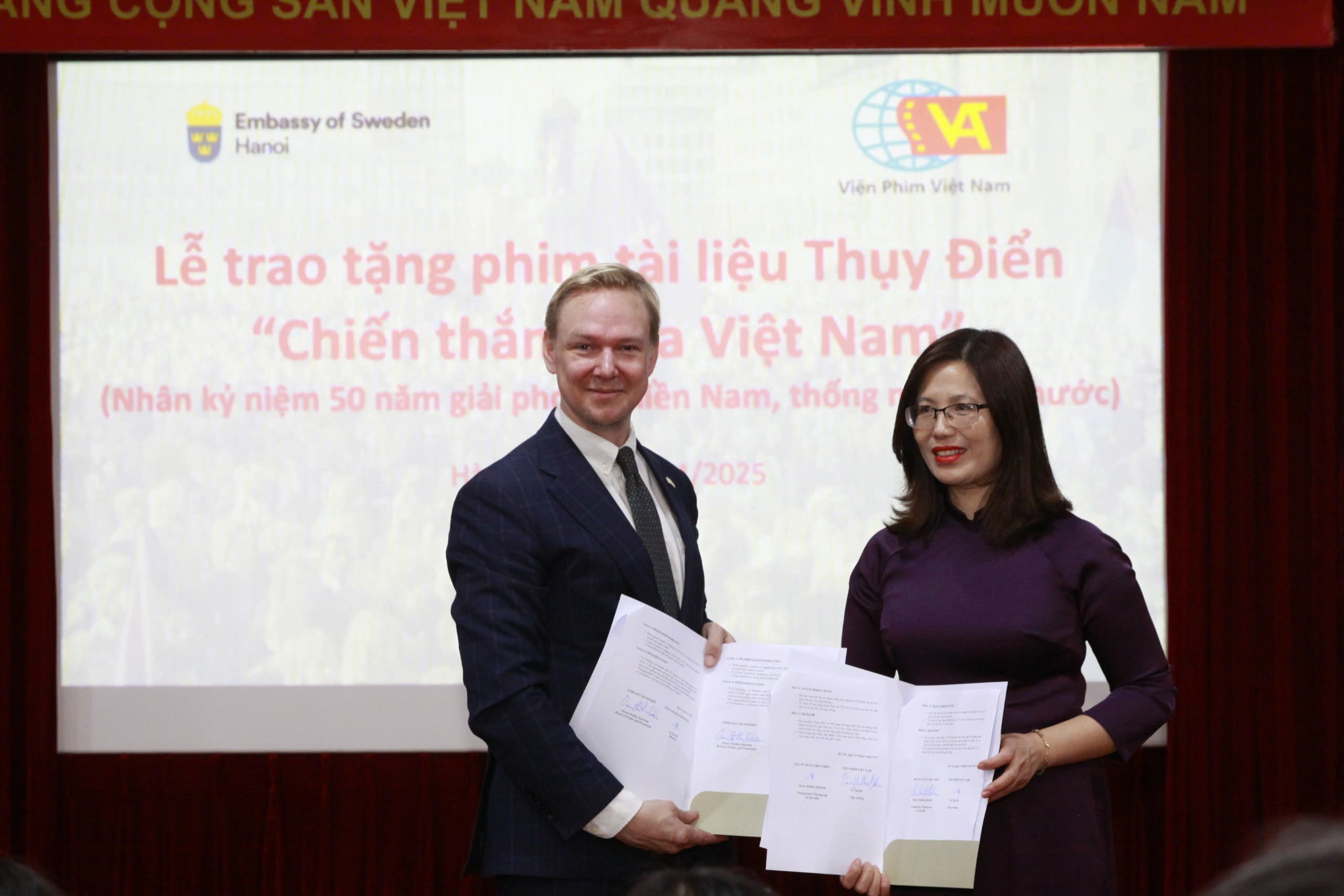 Lịch sử hợp tác trong lĩnh vực văn hóa xã hội